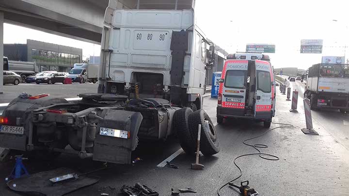 Serwis Mobilny TIR - Pomoc drogowa podczas akcji ratownictwa drogowego